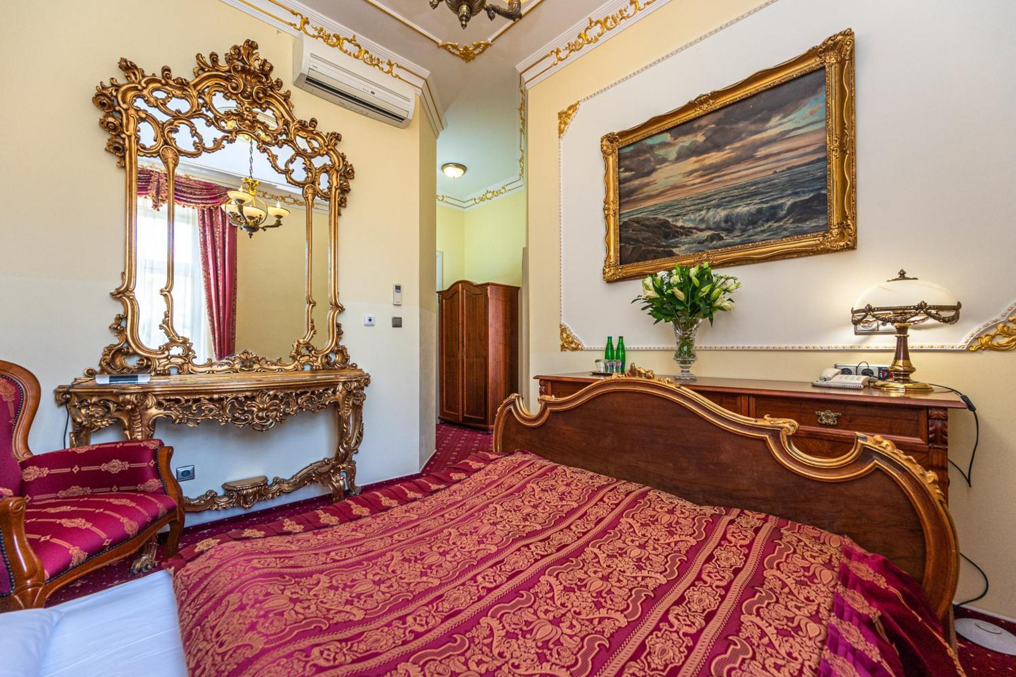 Hotel General Old Town Praha Bagian luar foto